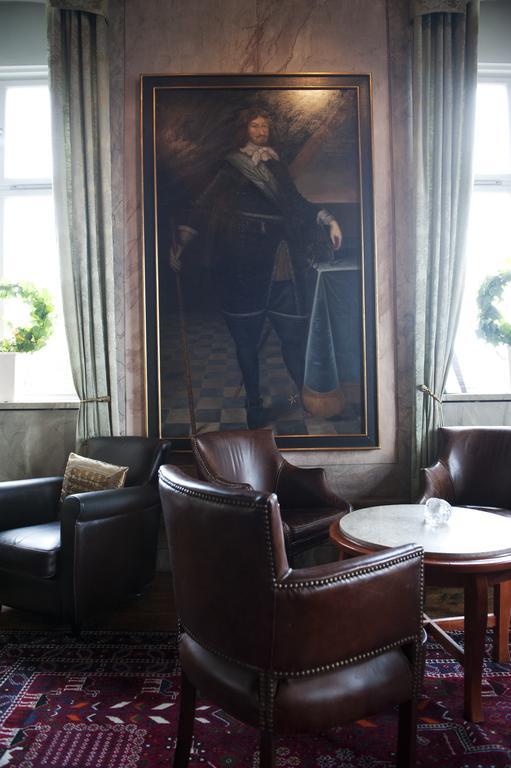 Ulfsunda Slott Hotel Stockholm Exterior photo